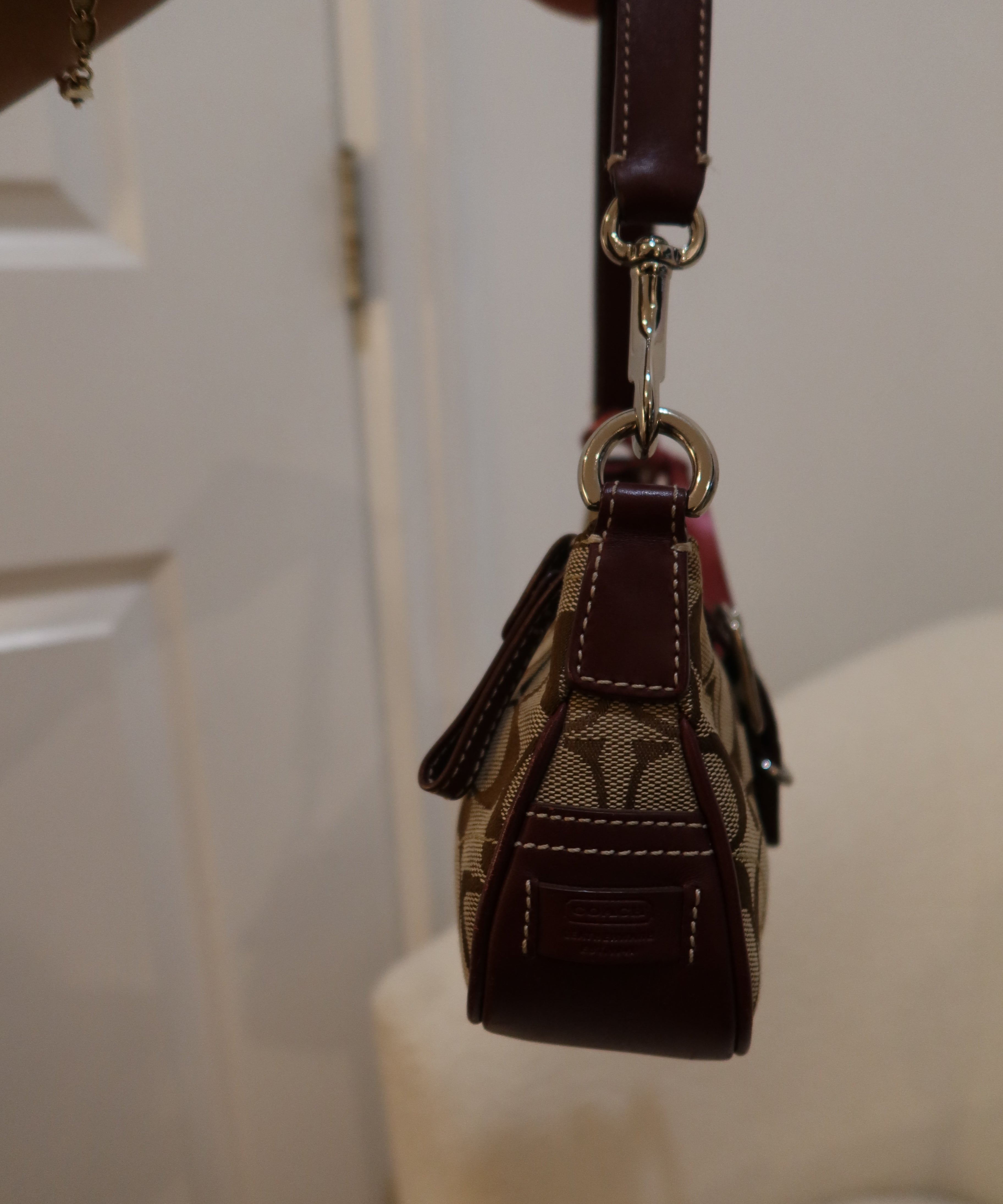 Rare Coach Purple Trim Signature Demi Hamptons Buckle Bag