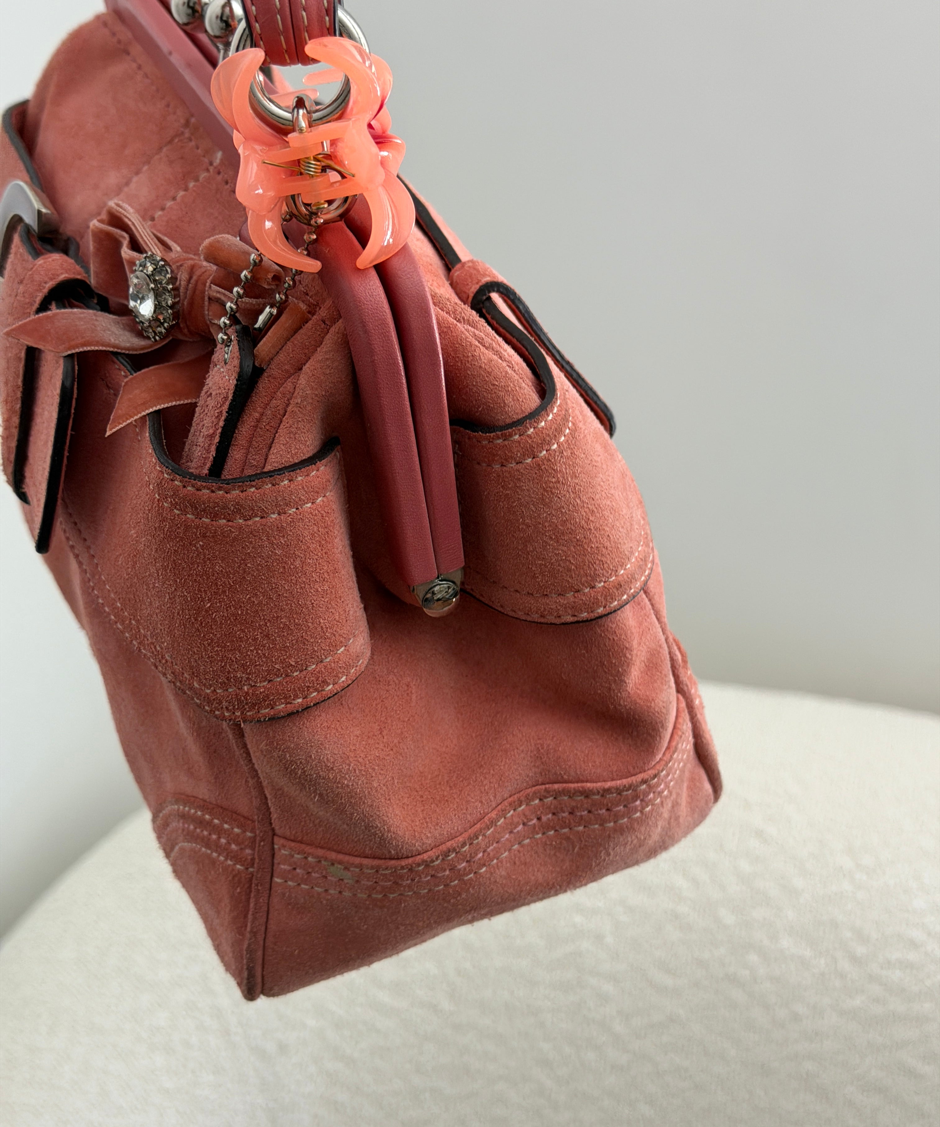 Rare Coach Salmon Suede Kisslock Hand Bag