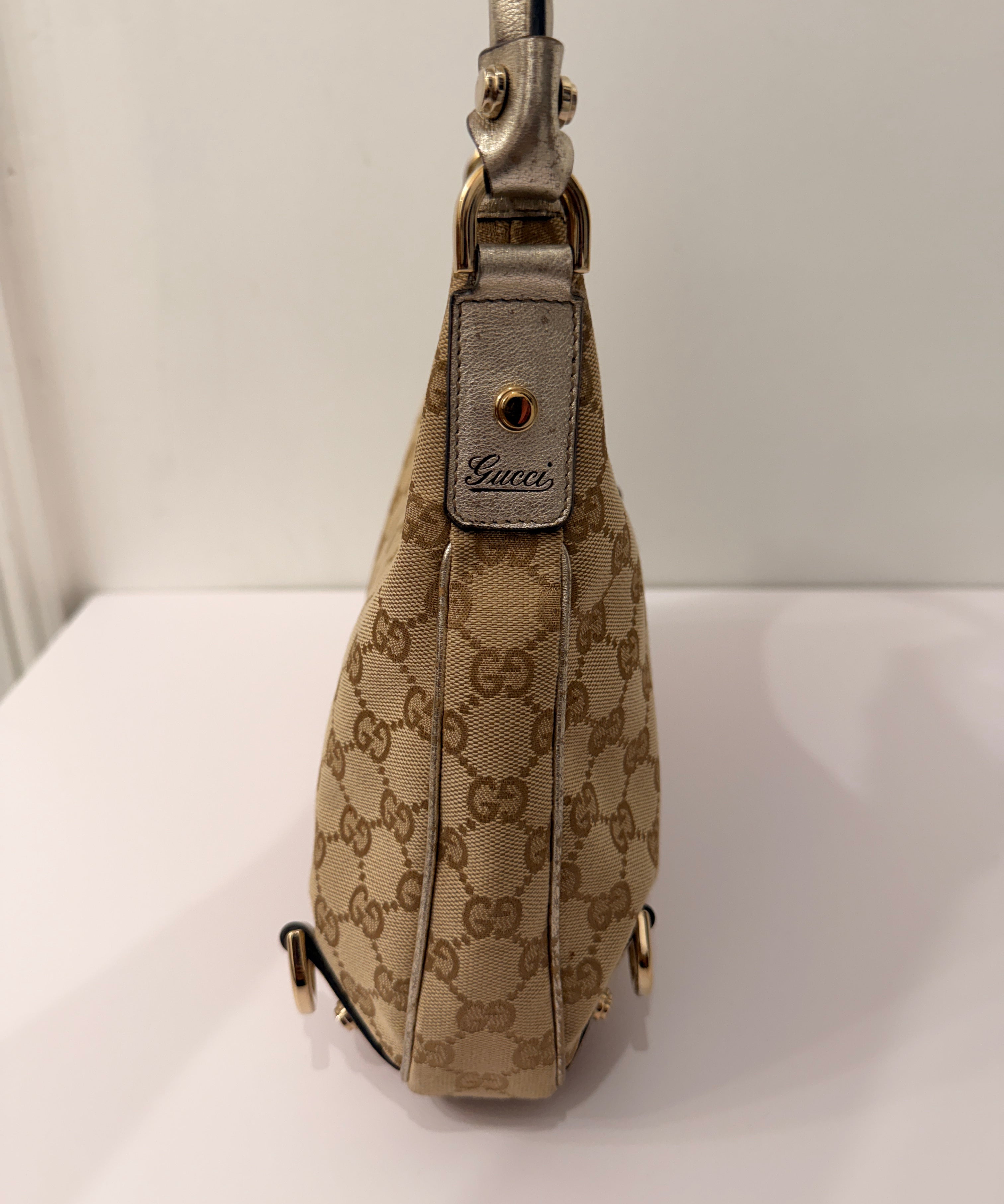 Gold Gucci Abbey D-Ring Medium Hobo Shoulder Bag