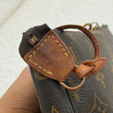 1998 Vintage Louis Vuitton Pochette Accessoires Bag