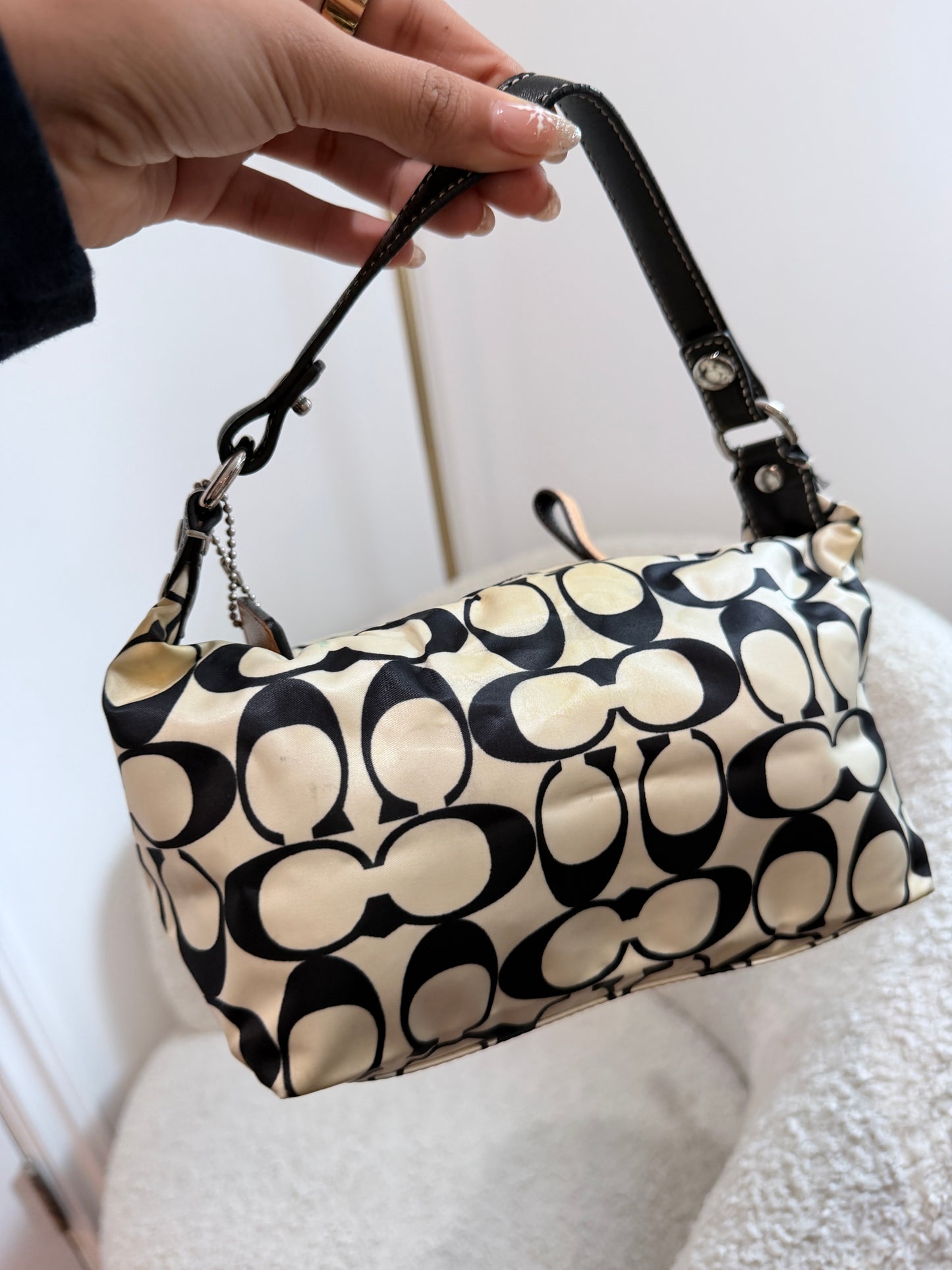 Coach Signature Top Handle Pochette