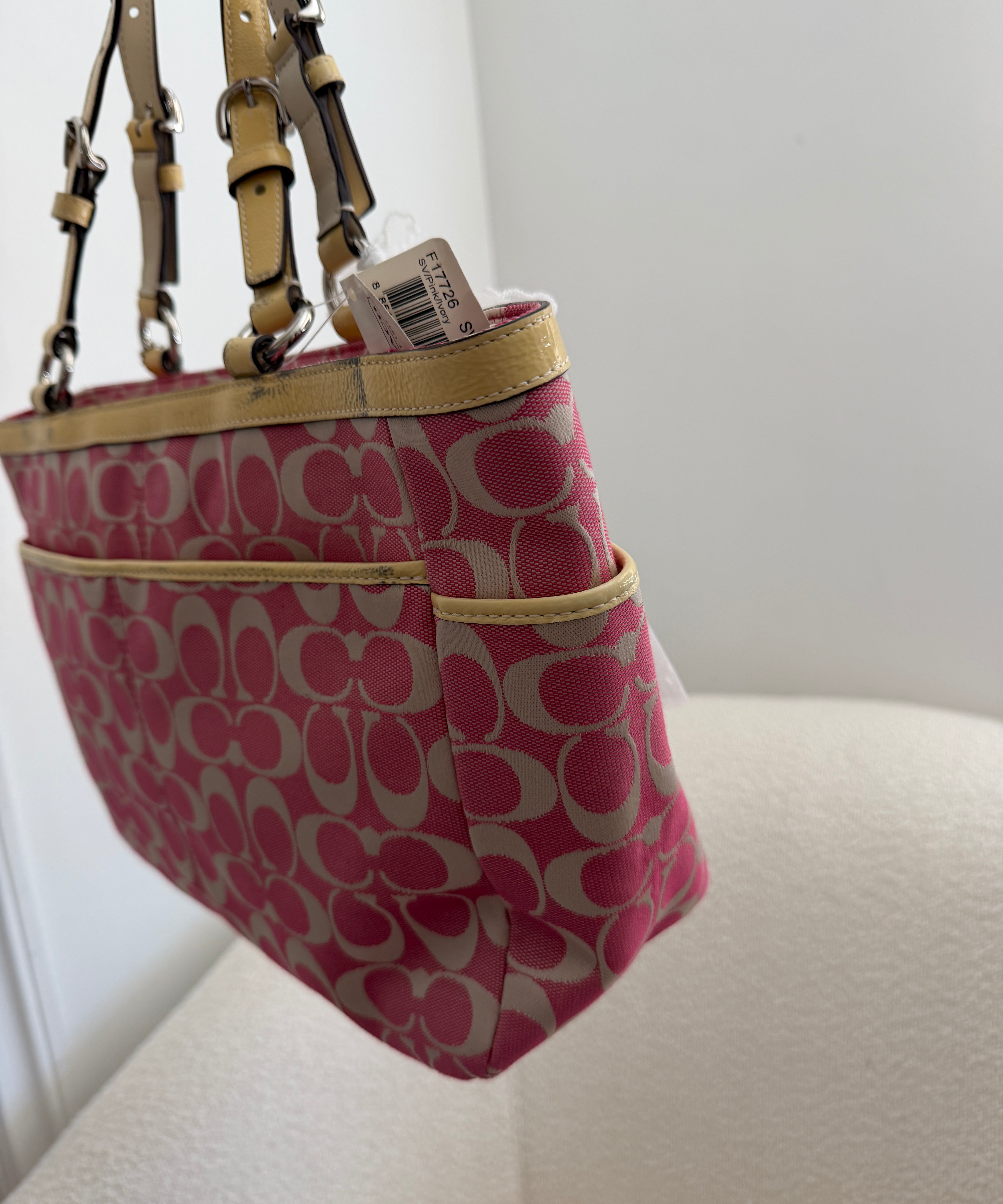 NWT Rare Coach Pink Signature Tote Bag