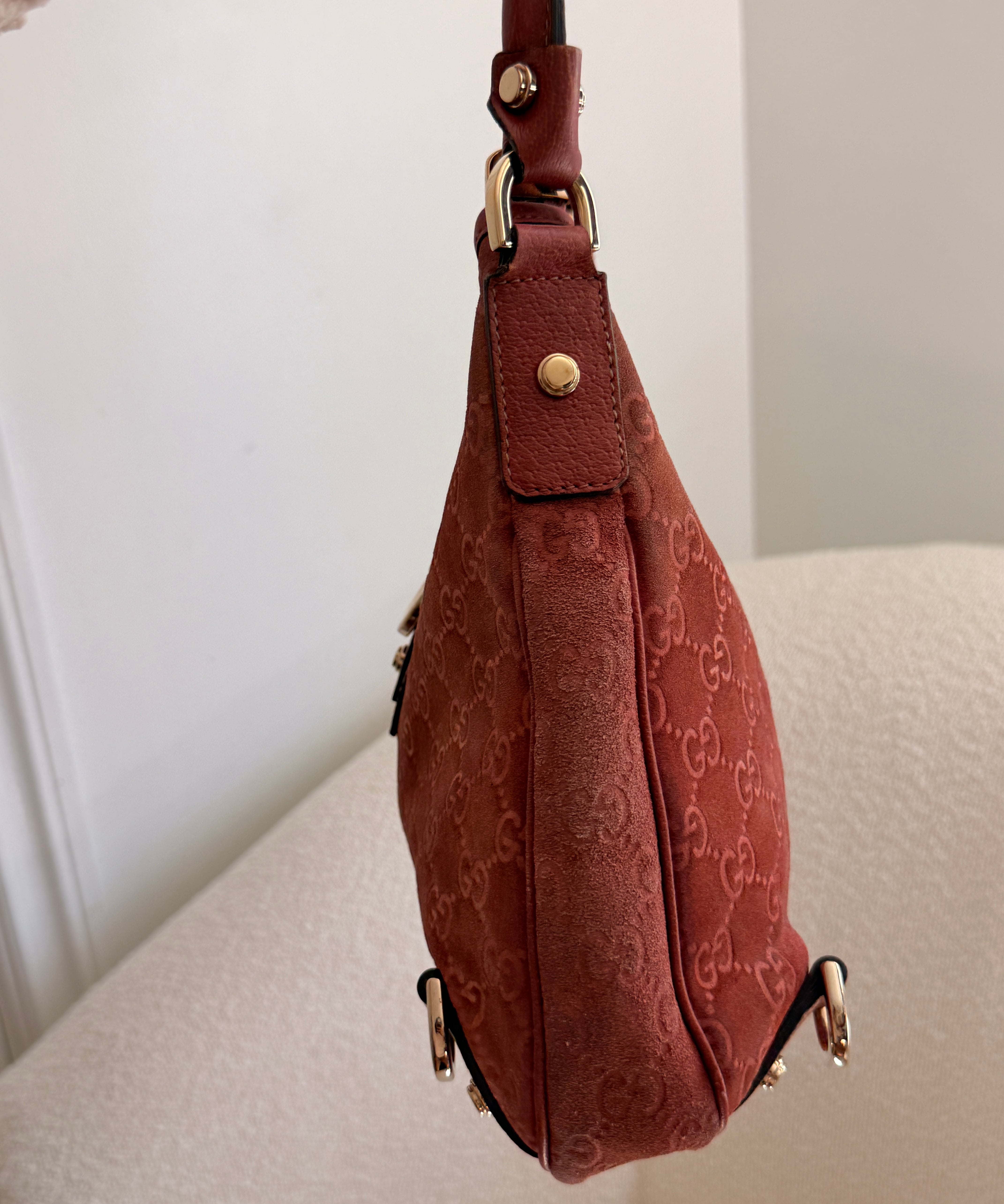 Salmon Pink Suede Gucci Abbey D-Ring Medium Hobo Shoulder Bag