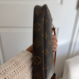 1998 Vintage Louis Vuitton Pochette Accessoires Bag