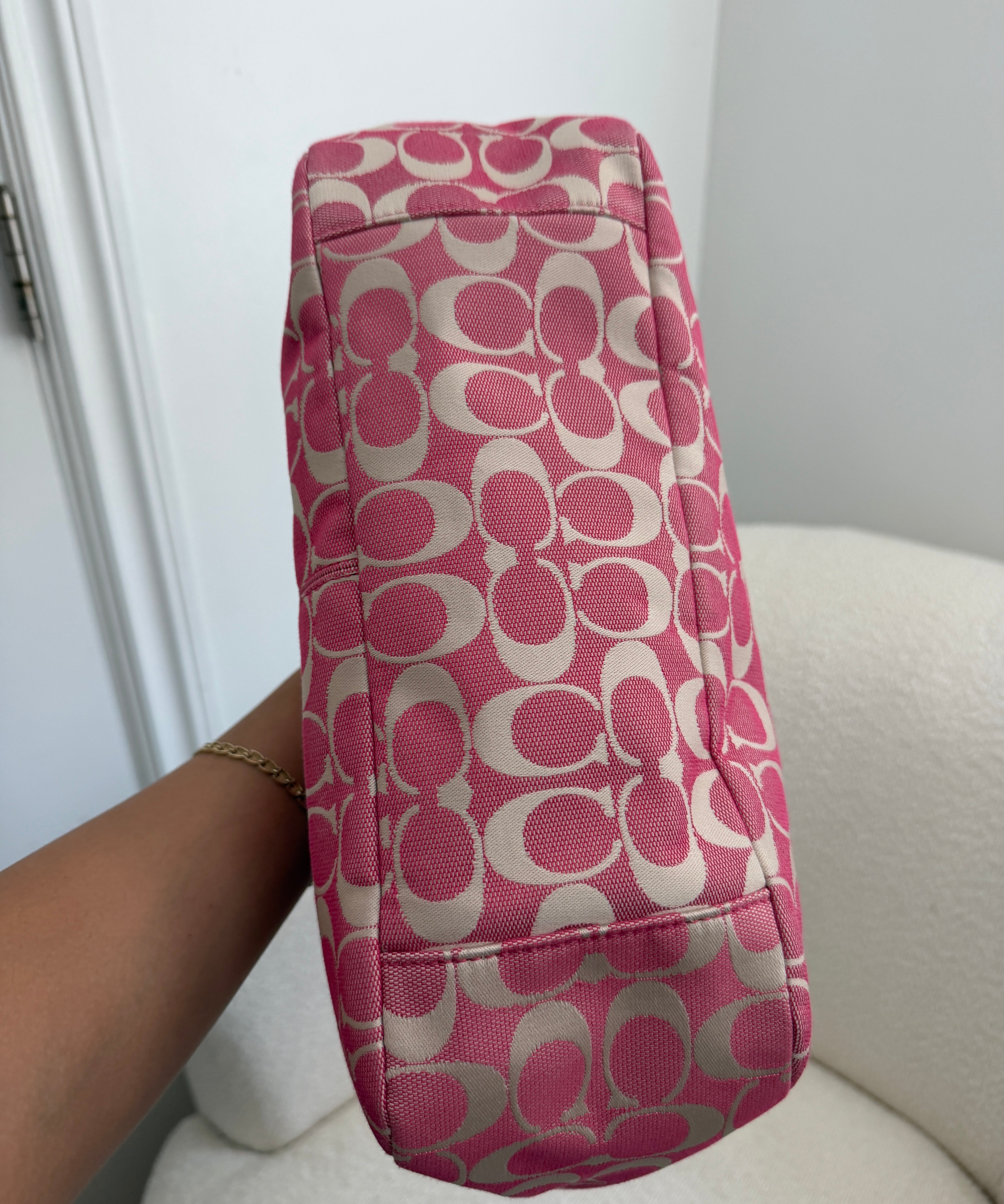 NWT Rare Coach Pink Signature Tote Bag