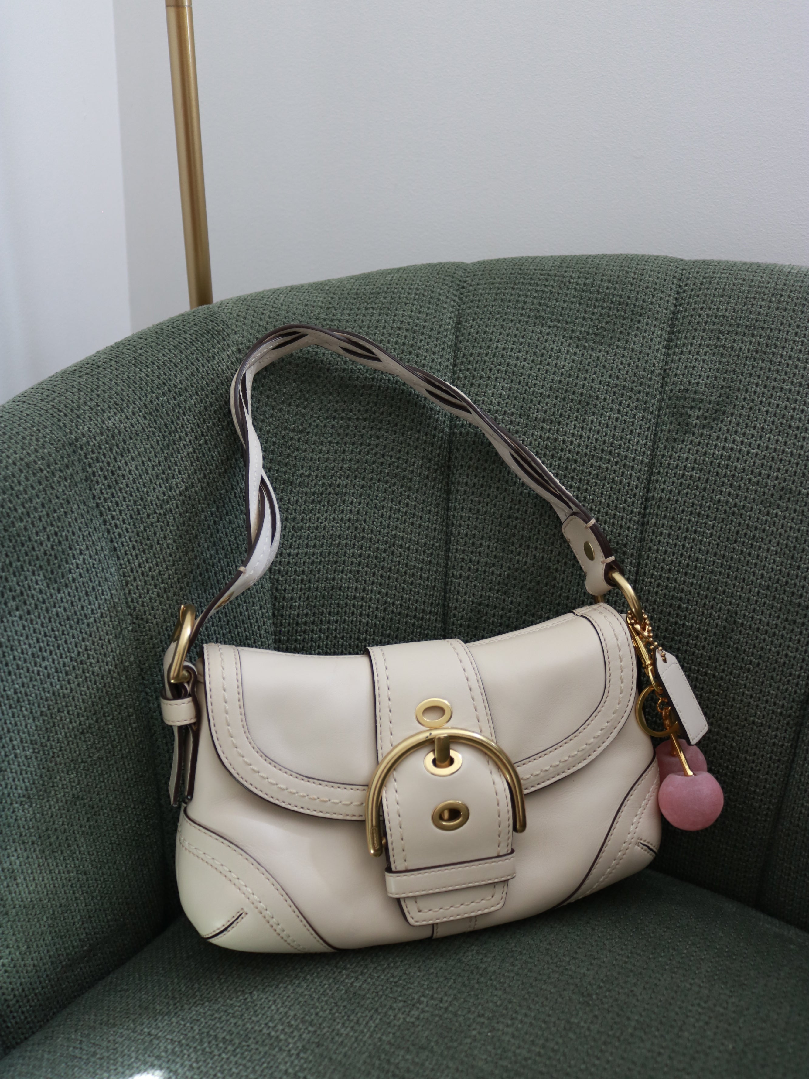 Shoulder Bags – Page 2 – Couture Collective