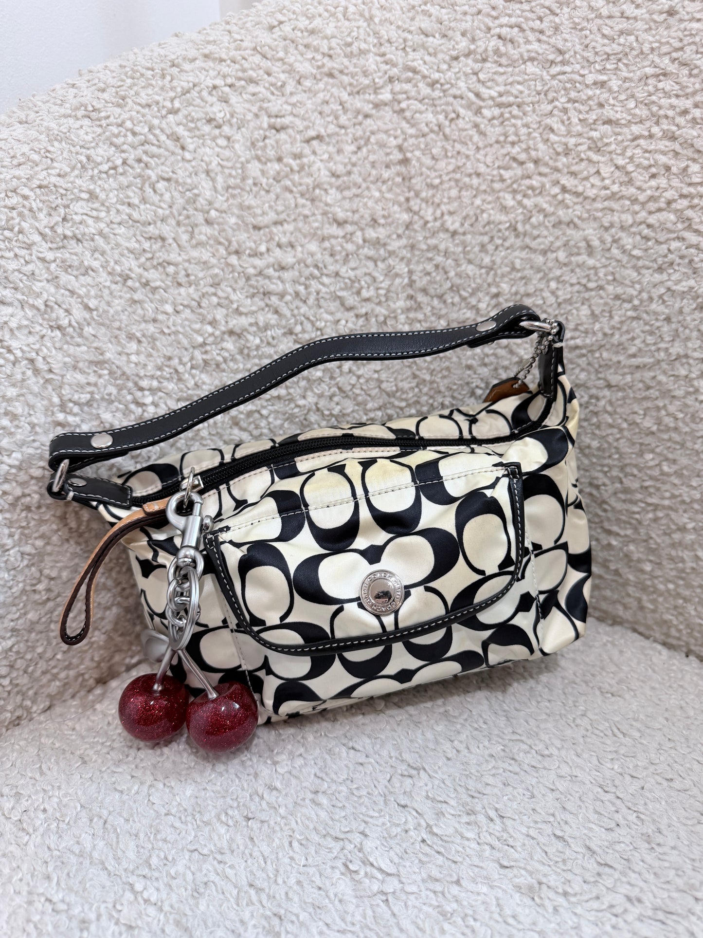 Coach Signature Top Handle Pochette