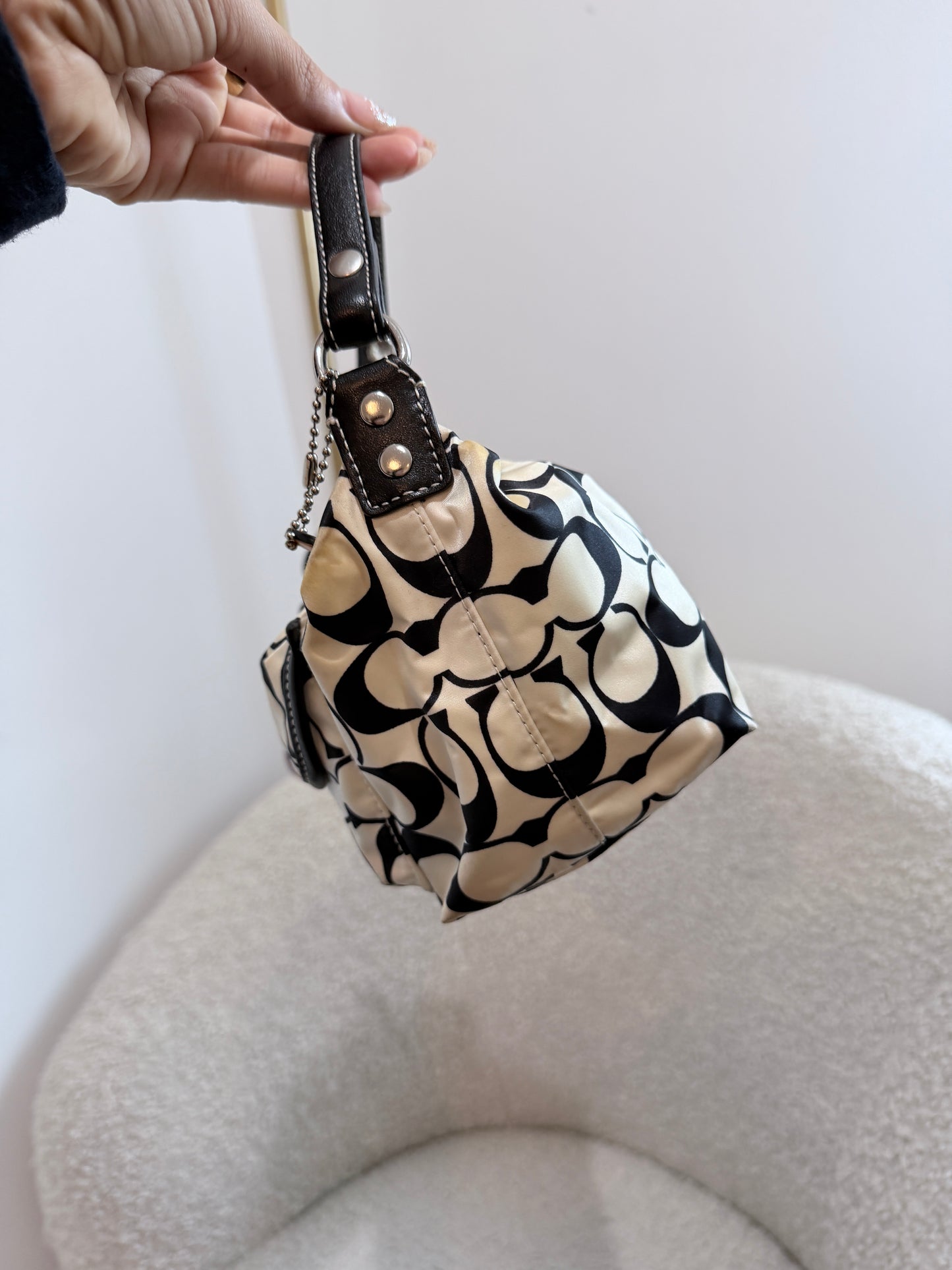 Coach Signature Top Handle Pochette