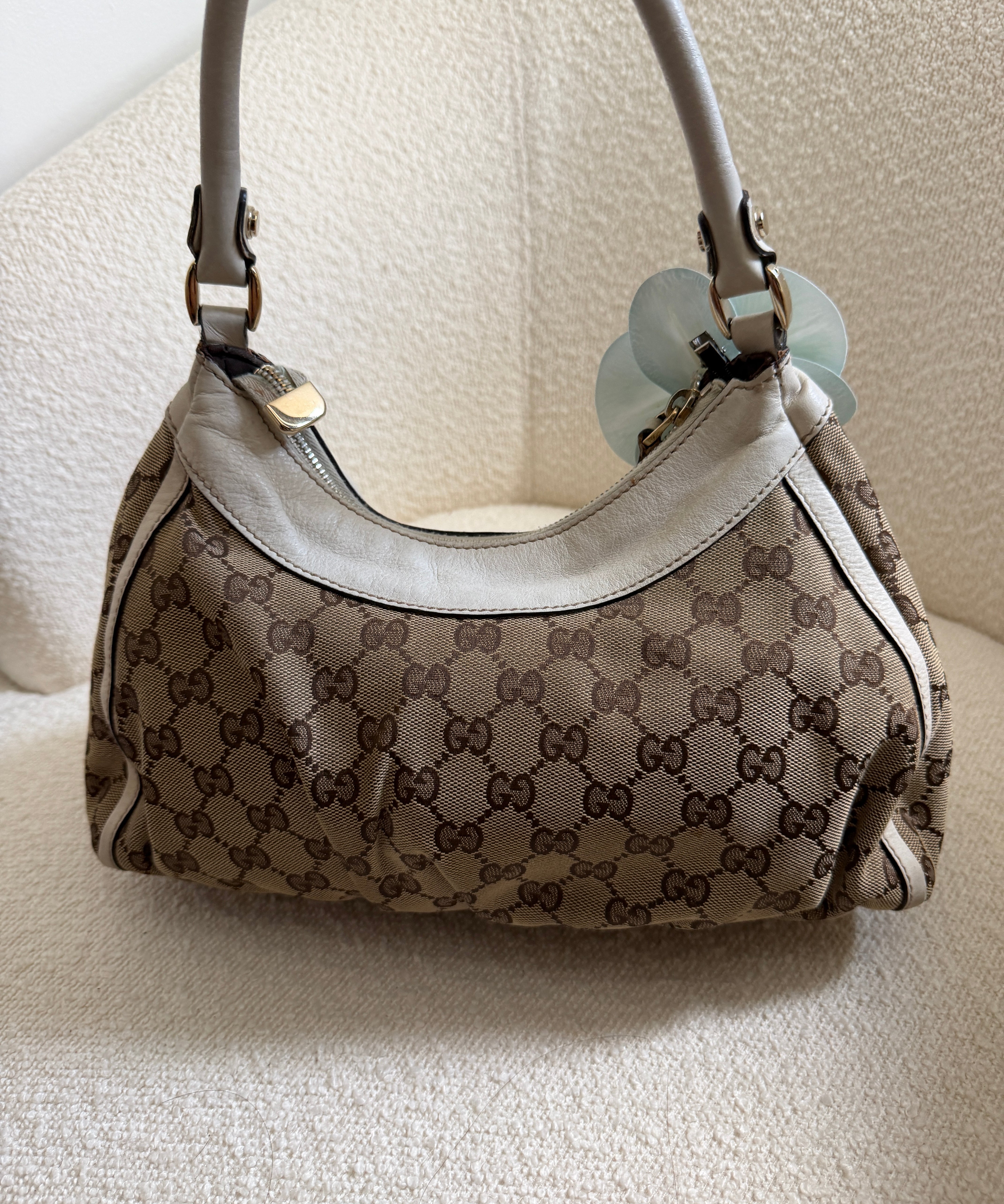 White Gucci D-Ring Shoulder Bag