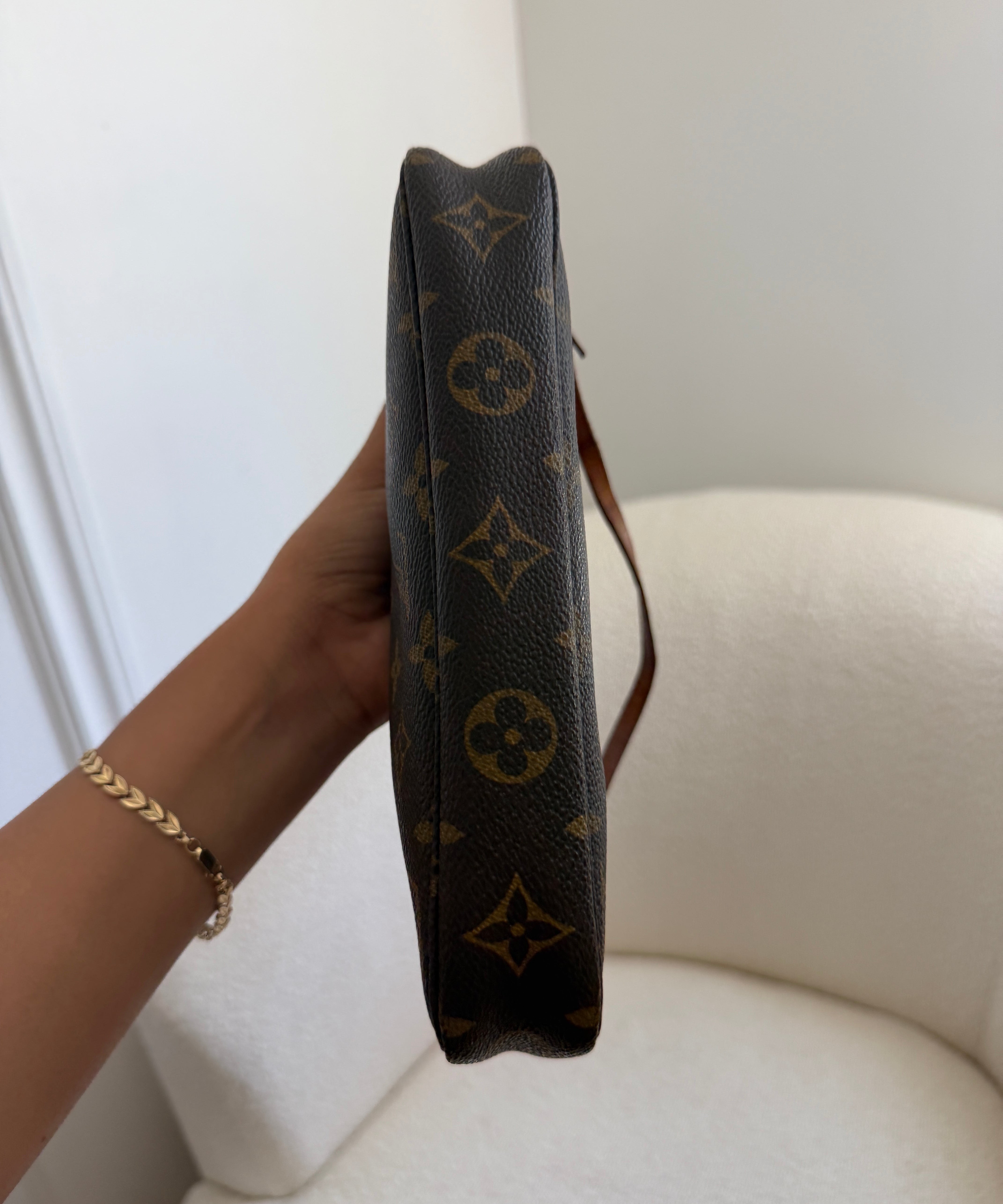 1998 Vintage Louis Vuitton Pochette Accessoires Bag